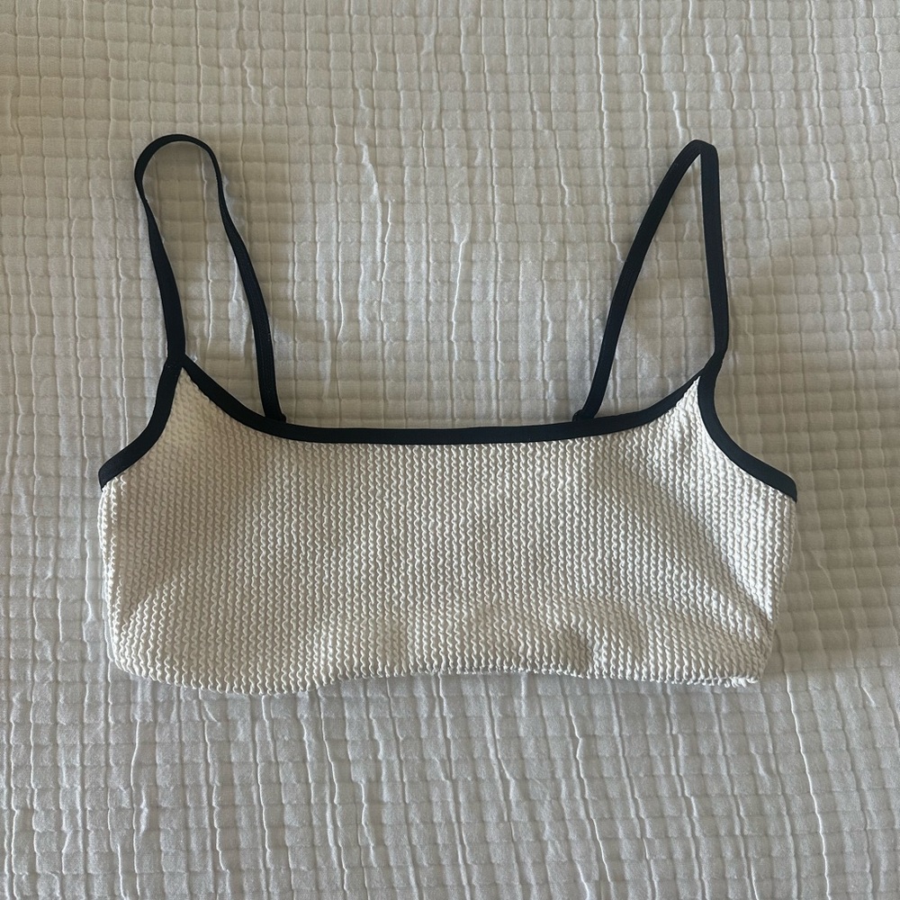 HM Ribbed Black/White Bikini Top / S